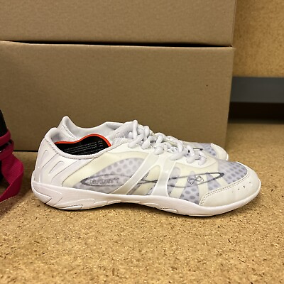 #ad Nfinity Vengeance Cheer Shoes Sz 9.5 White Lightweight Athletic w Carry Case NEW $67.15
