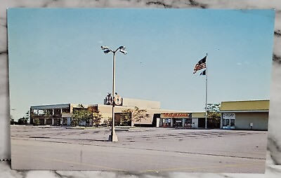 #ad Vintage Postcard. Glenbrook Center. Fort Wayne Indiana. Unposted. $5.00