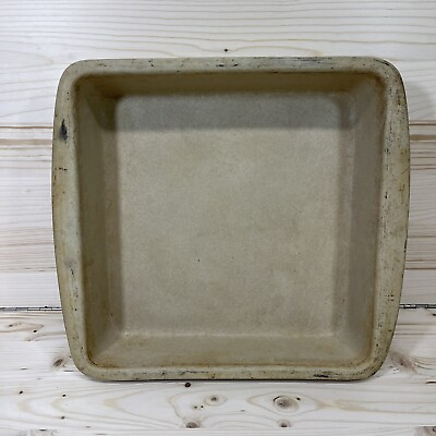 #ad Pampered Chef Family Heritage 9quot; x 9quot; Square Stoneware Baker Ivory USA Made $30.00