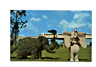 #ad Vintage Postcard DISNEY STROLLING TOPIARY LANE WITH DUMBO UNPOSTED $3.00