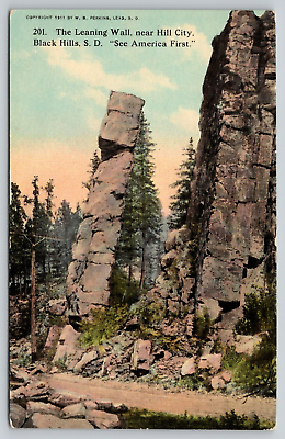 #ad Postcard SD Black Hills The Leaning Wall Near Hill City $4.95