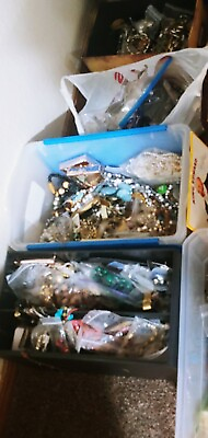 #ad Jewelry Vintage Lot SMALL PRIORITY BOX STUFFED FULL Brooch Necklace Earrings WOW $34.12