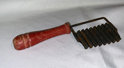 #ad Vintage Red Wooden Handled Vegetable Potato Crimper Rustic Country Home Decor $8.99