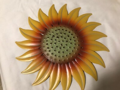 Set of 3 Colorful Metal 11” Sunflower Wall Hangings Kitchen Decorations Wall Art $19.99