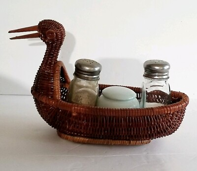 #ad VINTAGE Wicker duck basket tabletop countertop kitchen decor storage $12.25