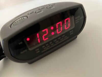 #ad Pacific Technology Digital Alarm Clock Radio Battery or Wall Model LA906 $17.49